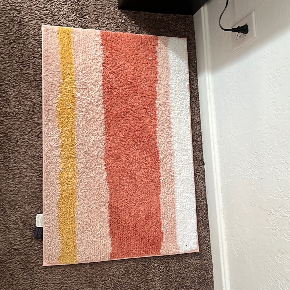 Area rug